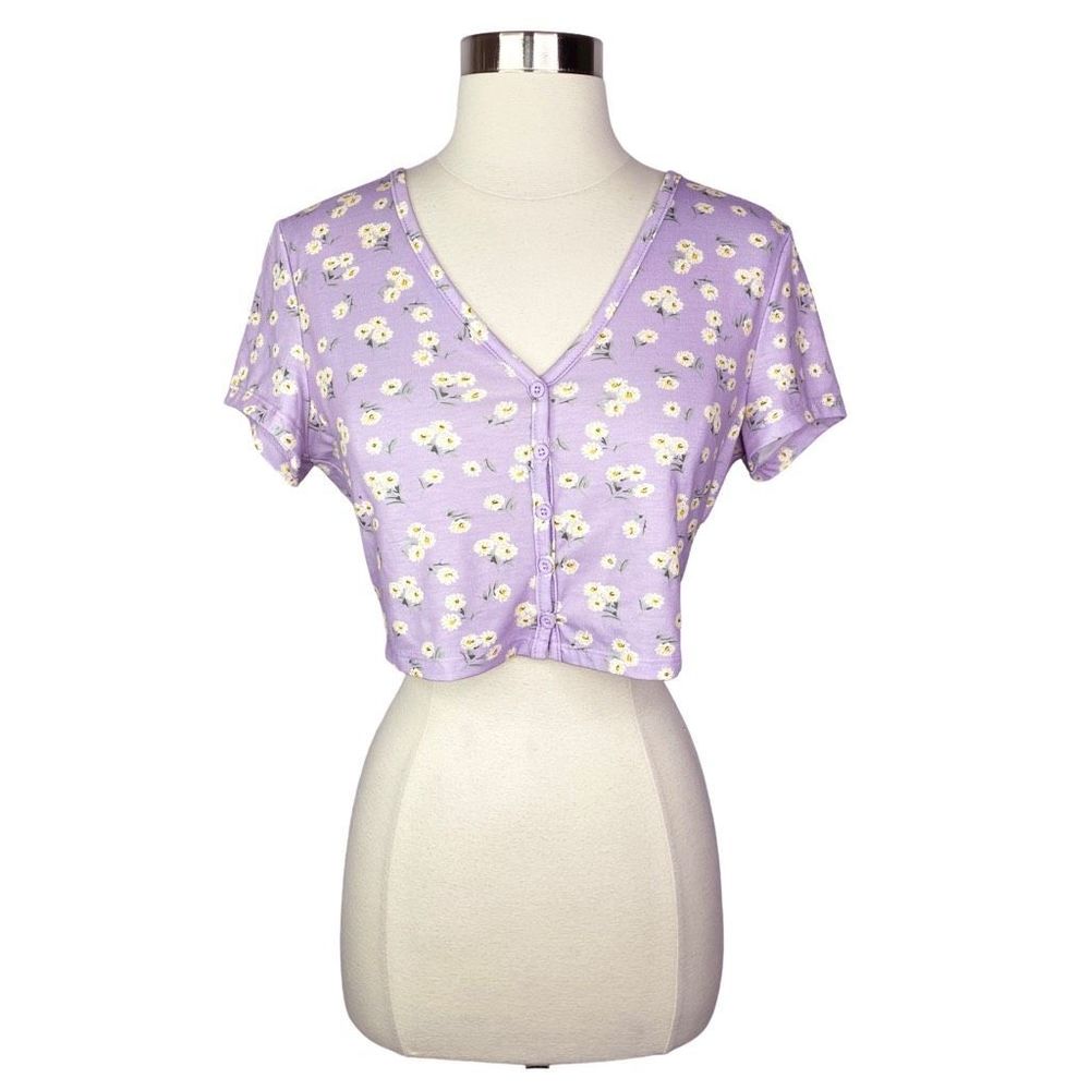 SHEIN Lavender Daisy Print Button-Down Cropped Tee - Size Large